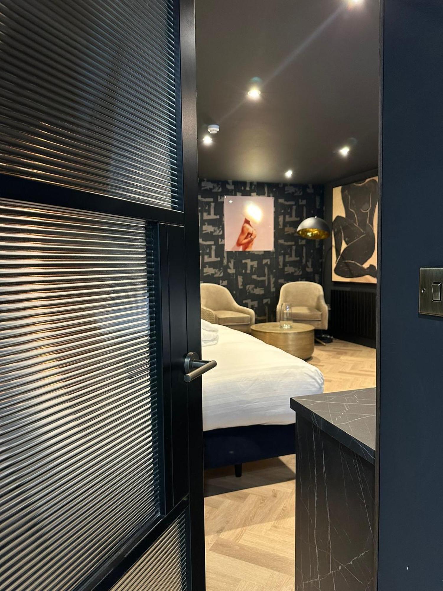 Secret Suites Lancaster Eksteriør billede