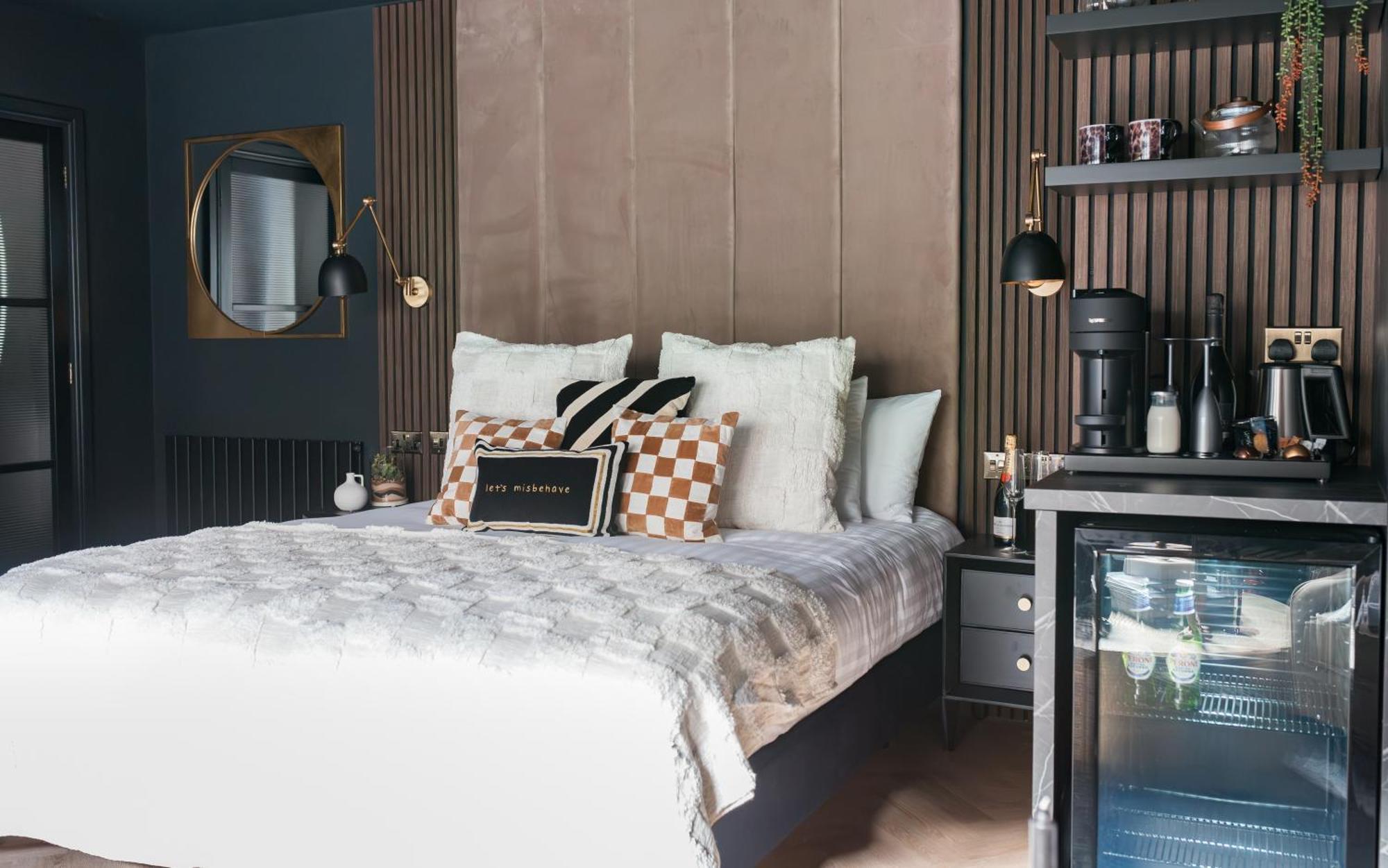 Secret Suites Lancaster Eksteriør billede